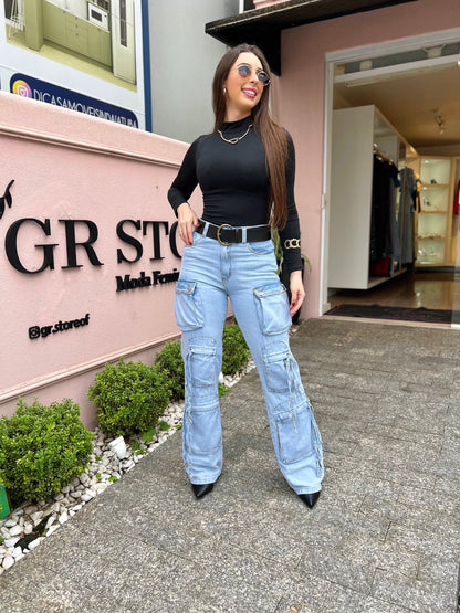 Calça jeans cargo clara