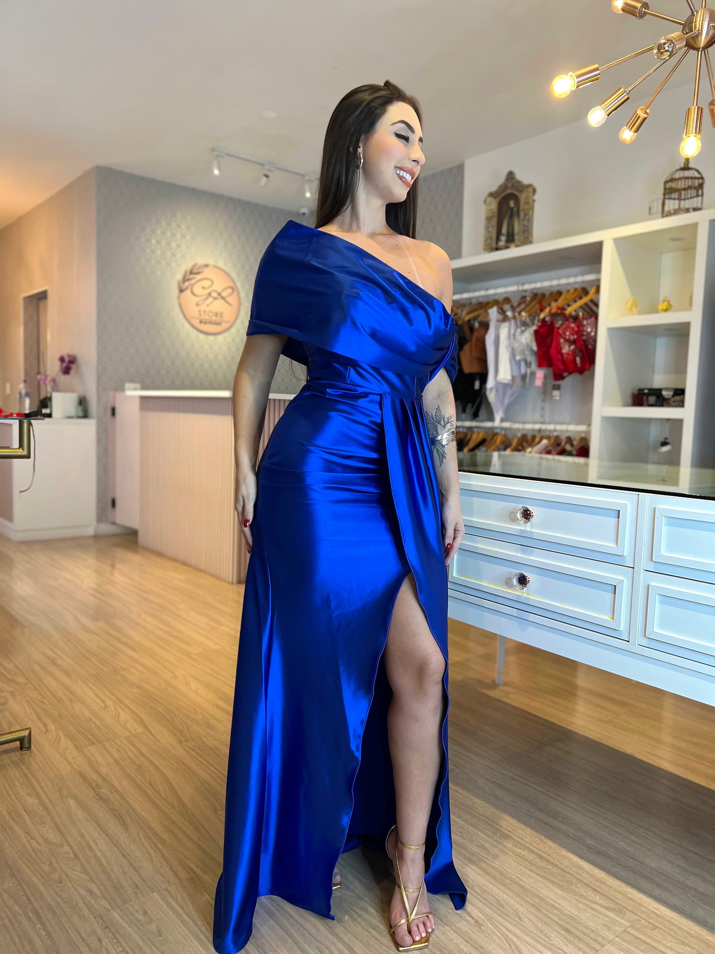 Vestido longo acetinado