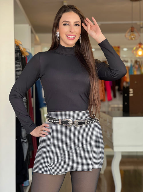 Cropped gola alta preto flanelado