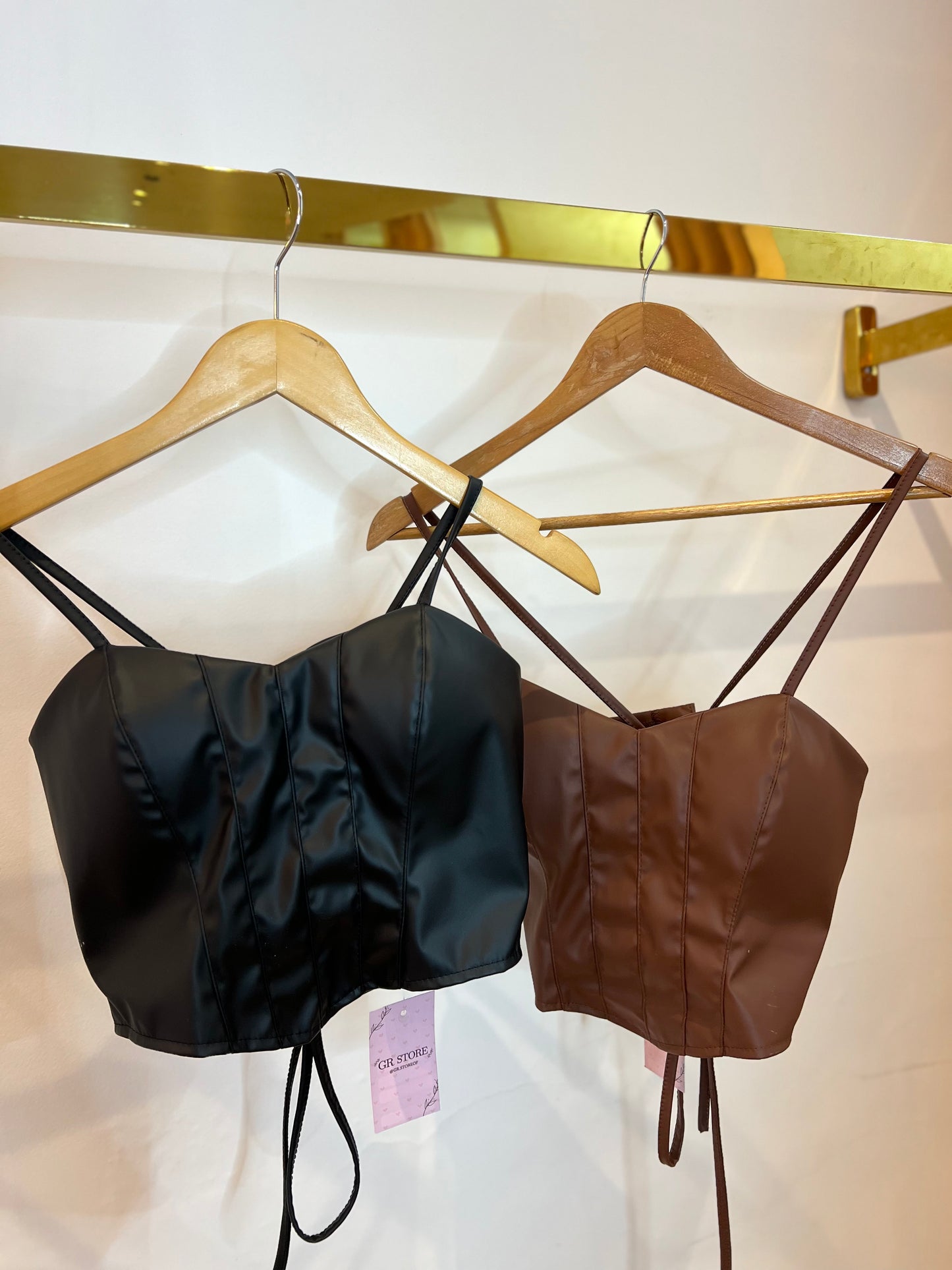 Cropped couro
